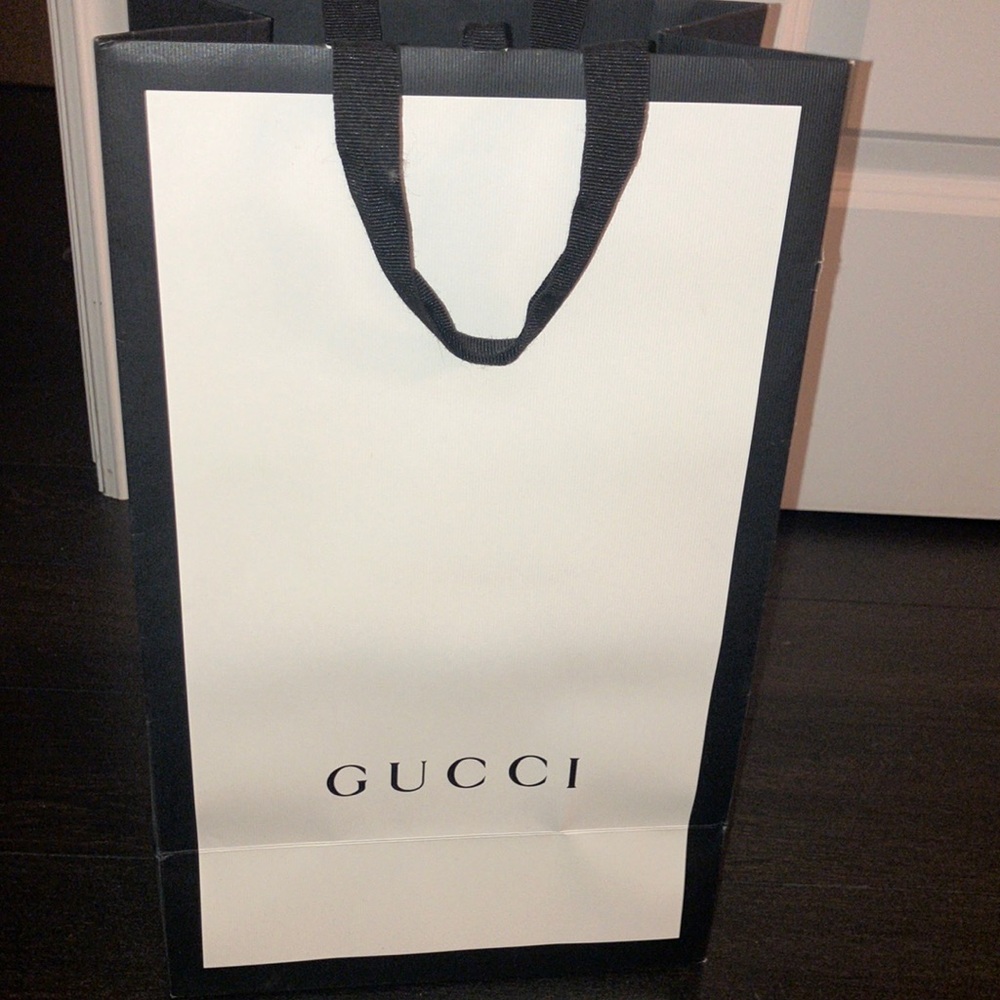 Gucci shopping bag​